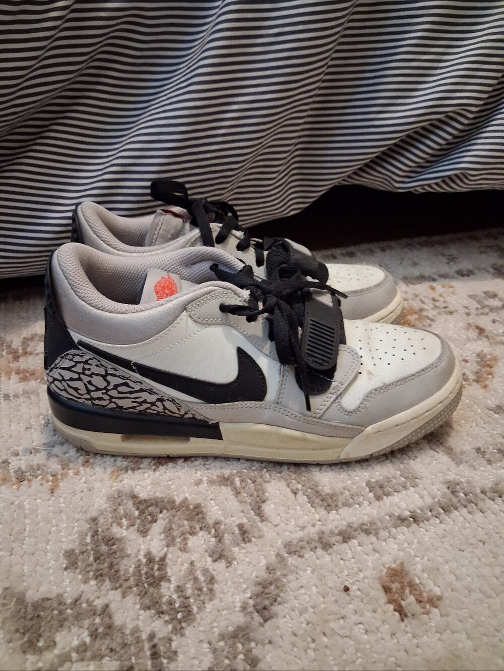 Air Jordan Legacy 312 Low Gray